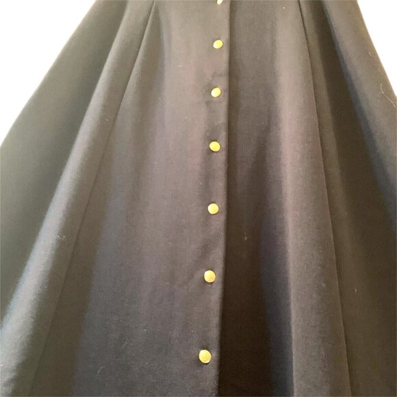 LizSport Stretch A-Line Black Skirt Gold Buttons Sz 10 Flared Knee Length - Picture 3 of 10